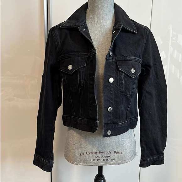 H&M Cropped Black Denim Jacket, Size XS - Picture 1 of 9